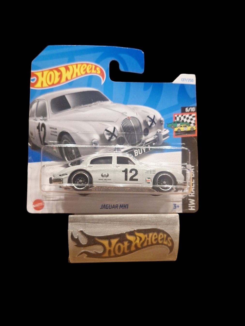 Hot Wheels HW Race Day 2024 Jaguar MK1 6/10 S