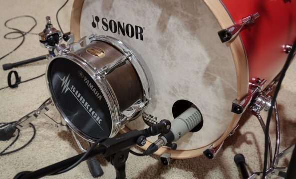 Foto-2-gesampelte-Bass-Drum-Sonor-SQ1-und-Yamaha-Subkick