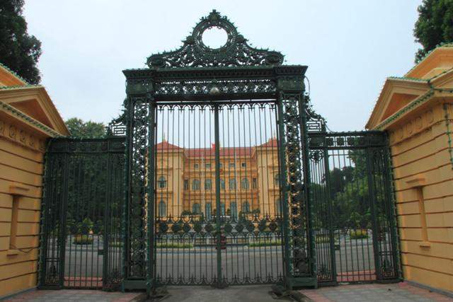Der Präsidentenpalast (fotografieren verboten)