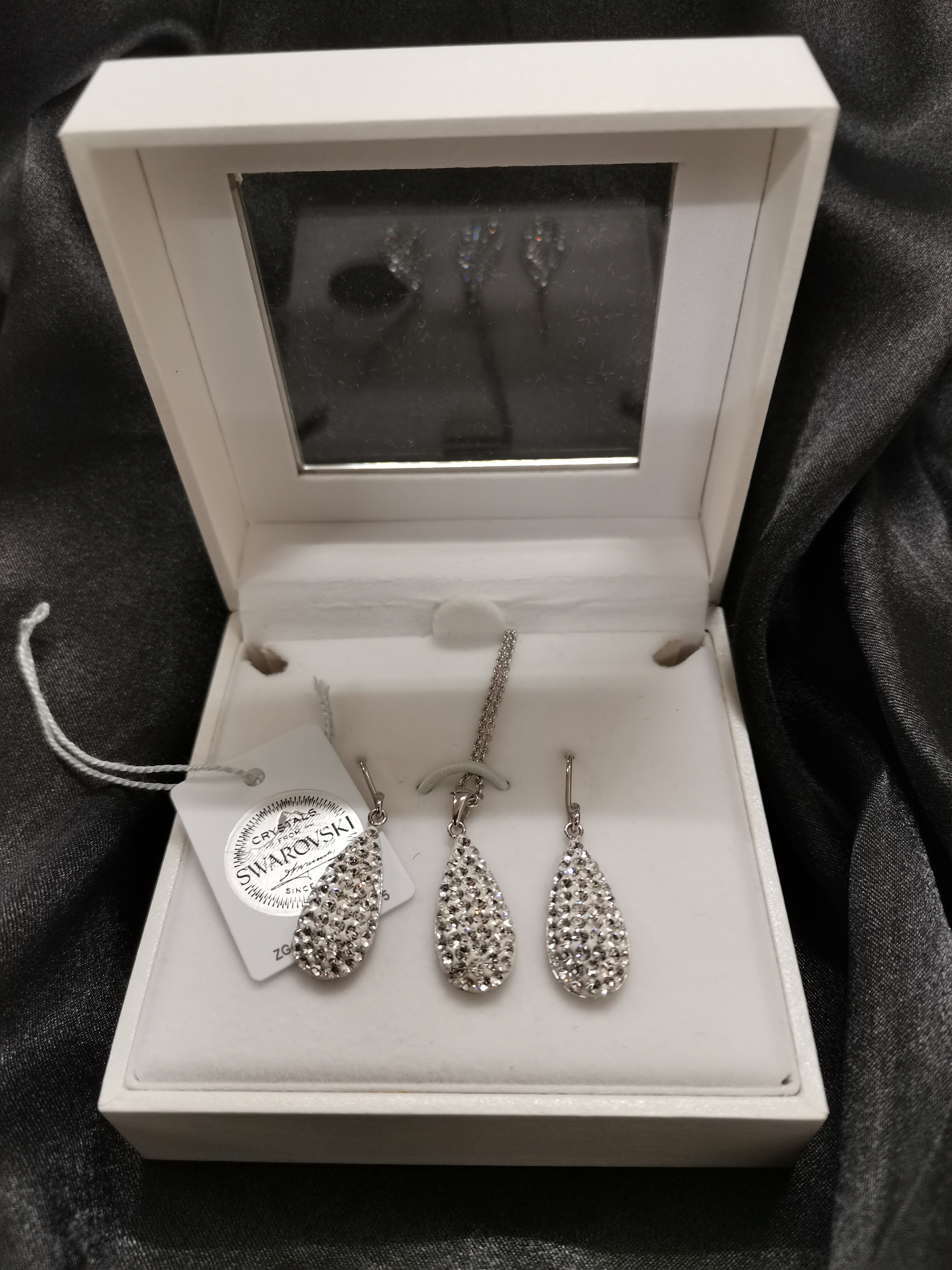 Swarovski Kristall Set, Halskette mit Anhänger und Ohrstecker