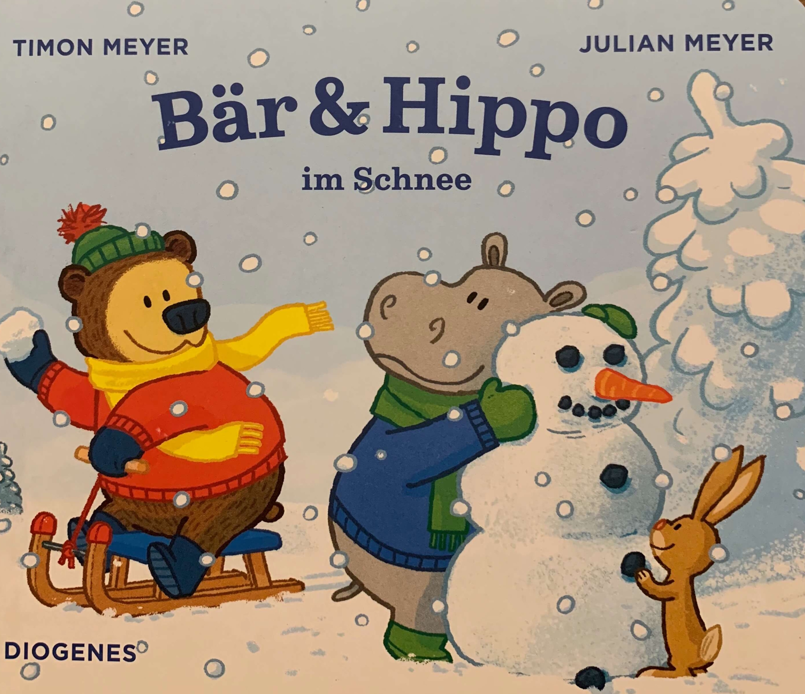 Bär und Hippo im Schnee