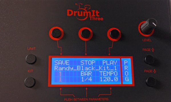 Foto-2-Display-und-Buttons-2Box-DrumIt-Three-Modul-4Giga-24Bit