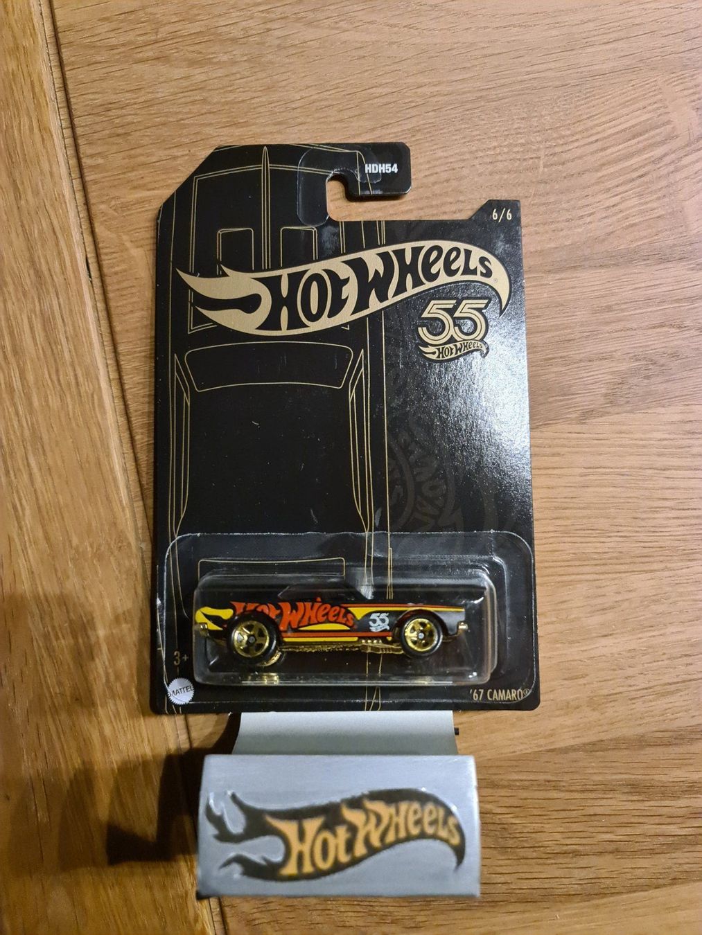 HW 55th Anniversary Black & Yellow Series 23 67 Camaro 6/6