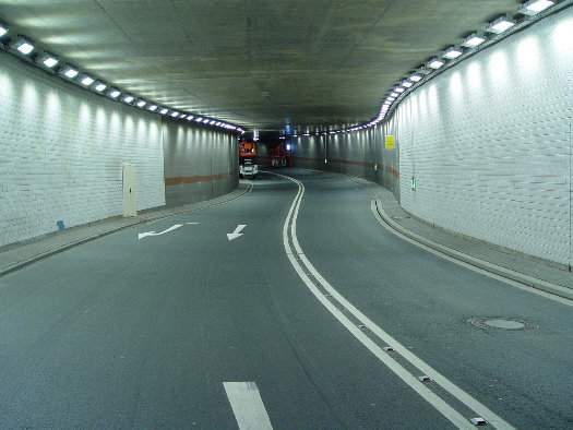 Tunnel Weimar (D) 185 LED Tunnelleuchten Typ 2054xx