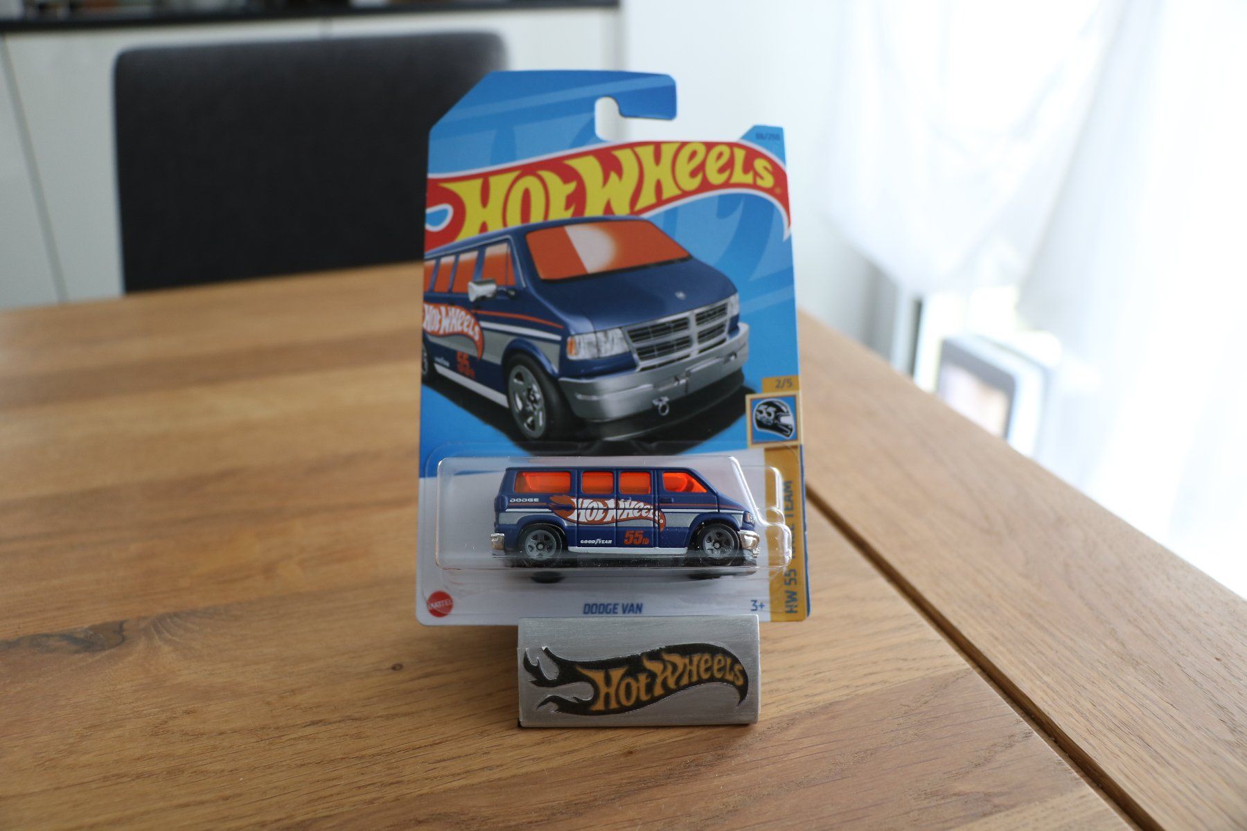 Hot Wheels HW 55 Race Team 2023 Dodge Van 2/5 Long Card