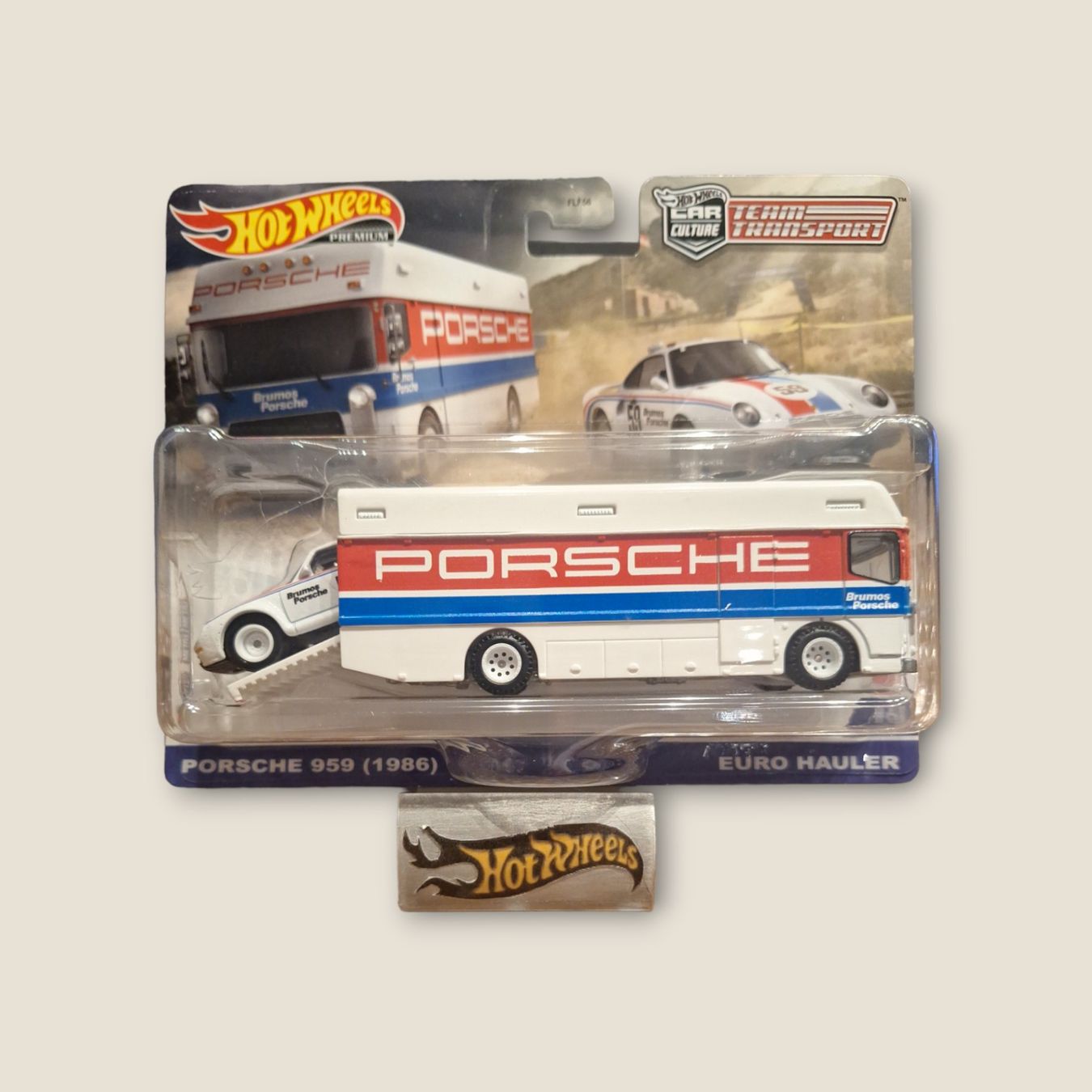 Hot Wheels Team Transport #61 Porsche 959 (1986) Euro Hauler