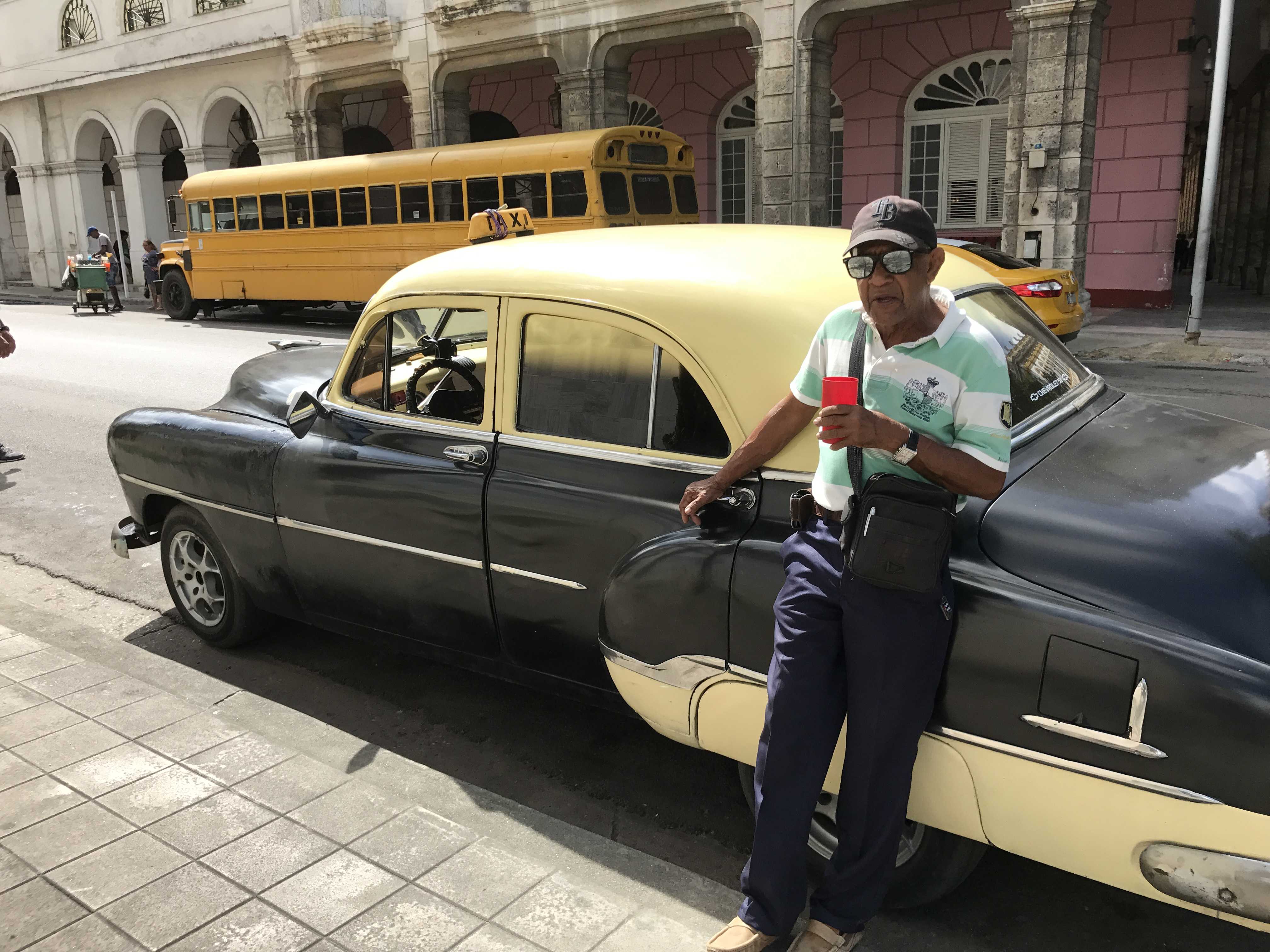 Taxi in Havanna, Jg. 1951