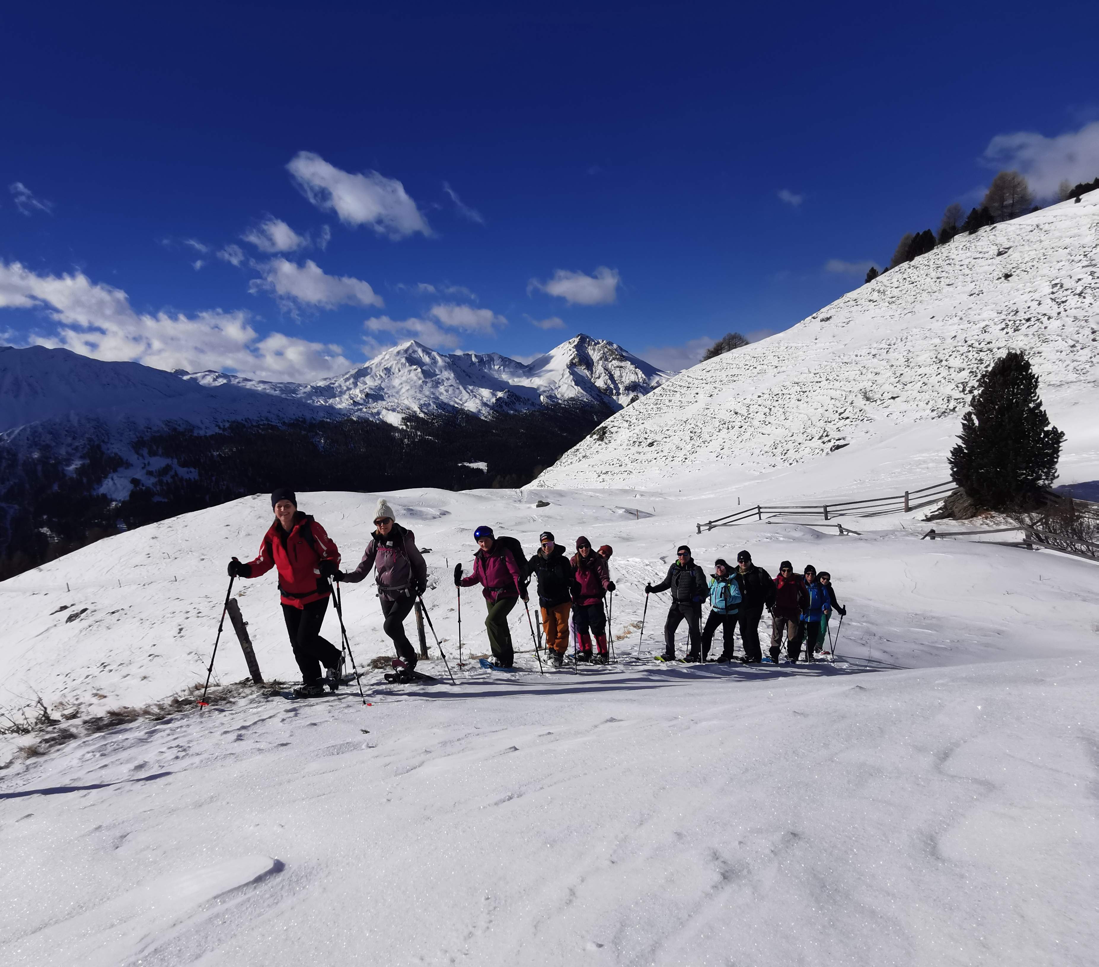 Yoga & Schneeschuhwandern im Val Müstair