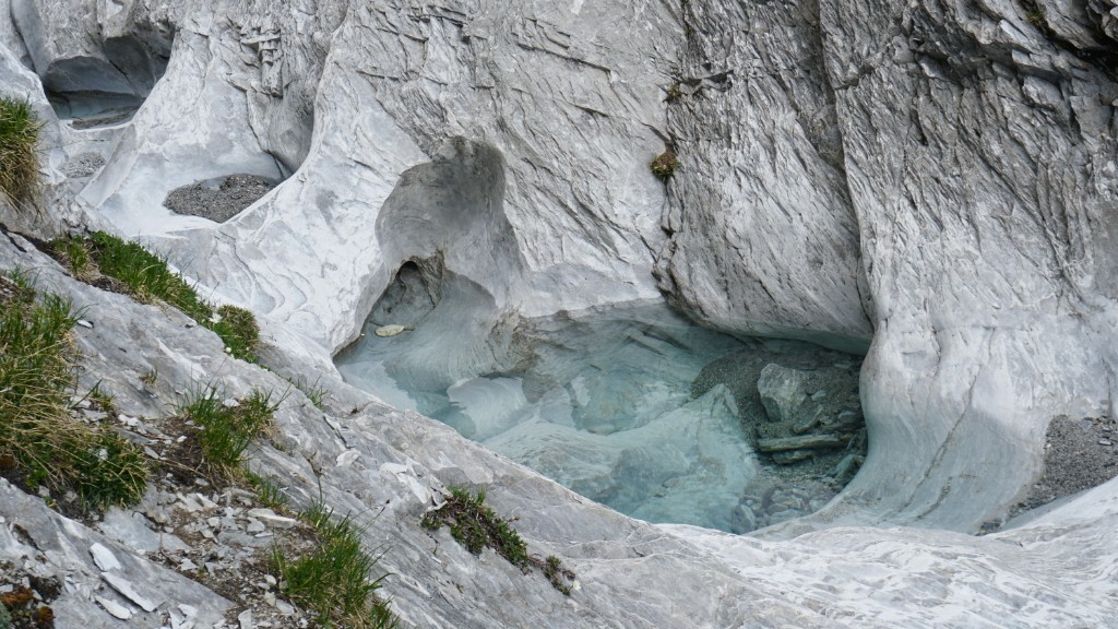 Gletschermuehle Alp Mora ¦ Bild: @WanderWunderWelt