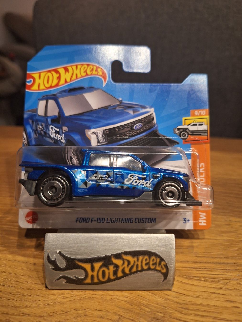 Hot Wheels HW Hot Trucks 2023 Ford F-150 Lightning Custom S