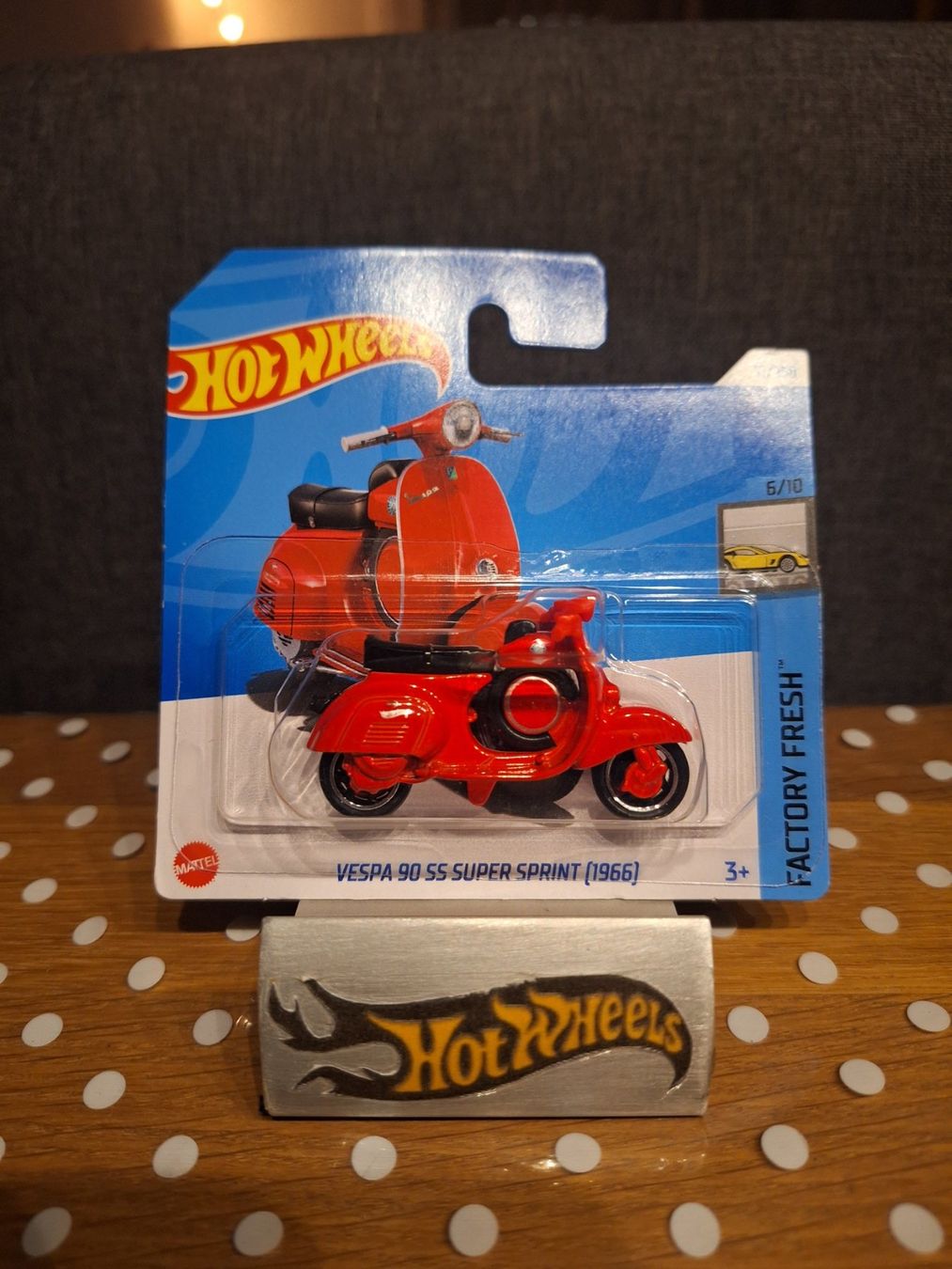 Hot Wheels Factory Fresh 2024 Vespa 90 SS Super Sprint 6/10 S