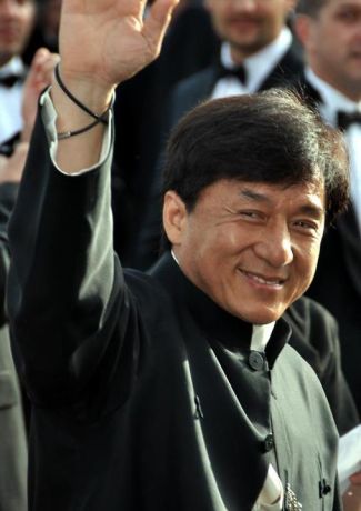 Jackie Chan merr Oskar në Nëntor 2016 (Video)
