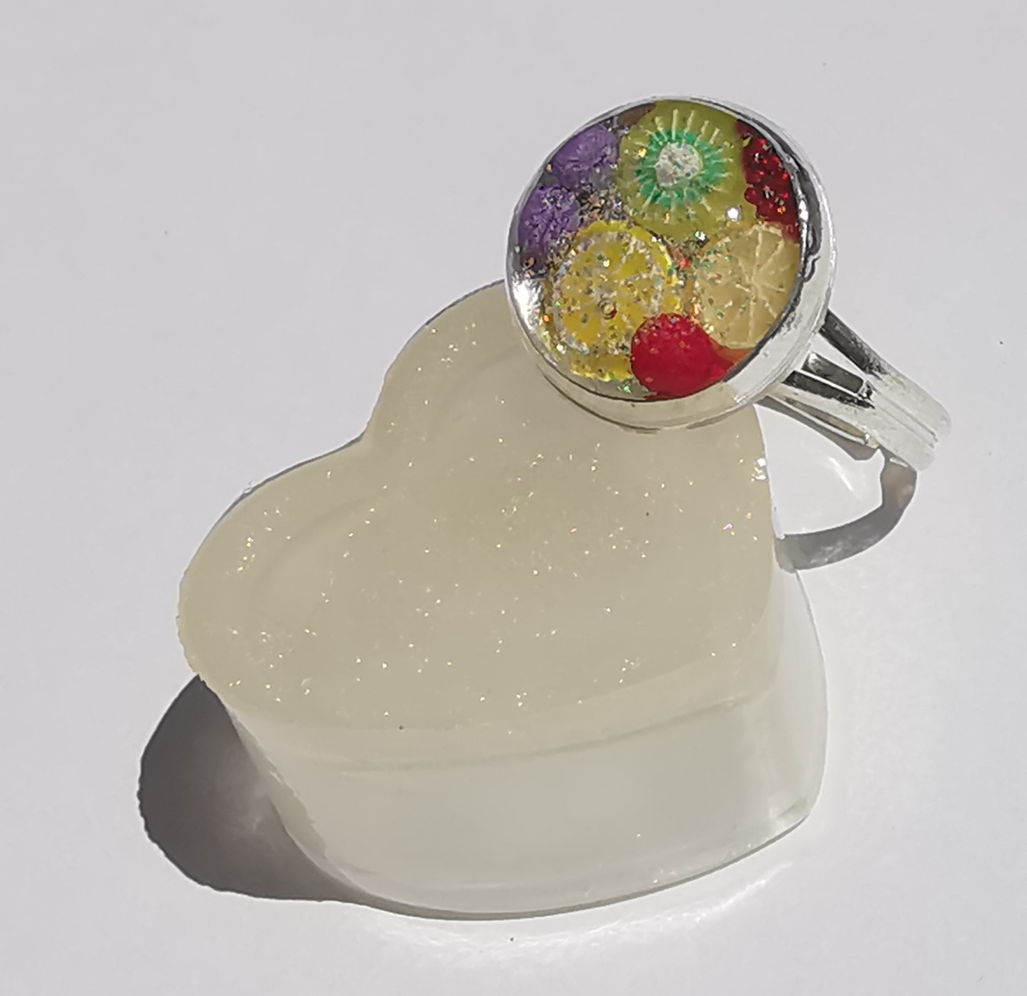 6050 - Coloured Glitter Cabochon Ring