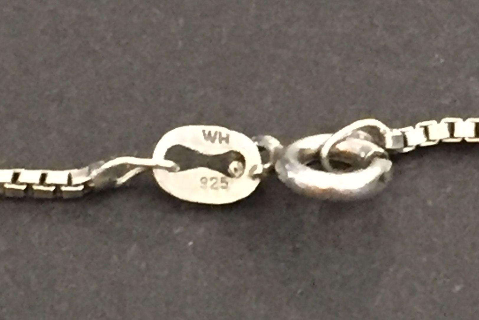 Silber (925er) Halskette mit Steinanhänger