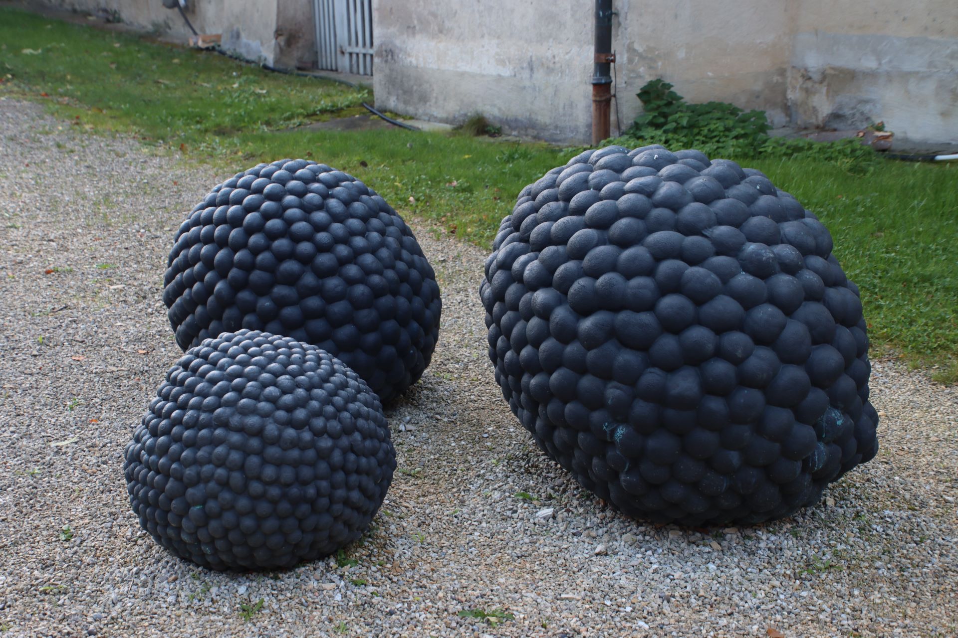 Granit-Skulpturen von Peter Randall-Page, 2019