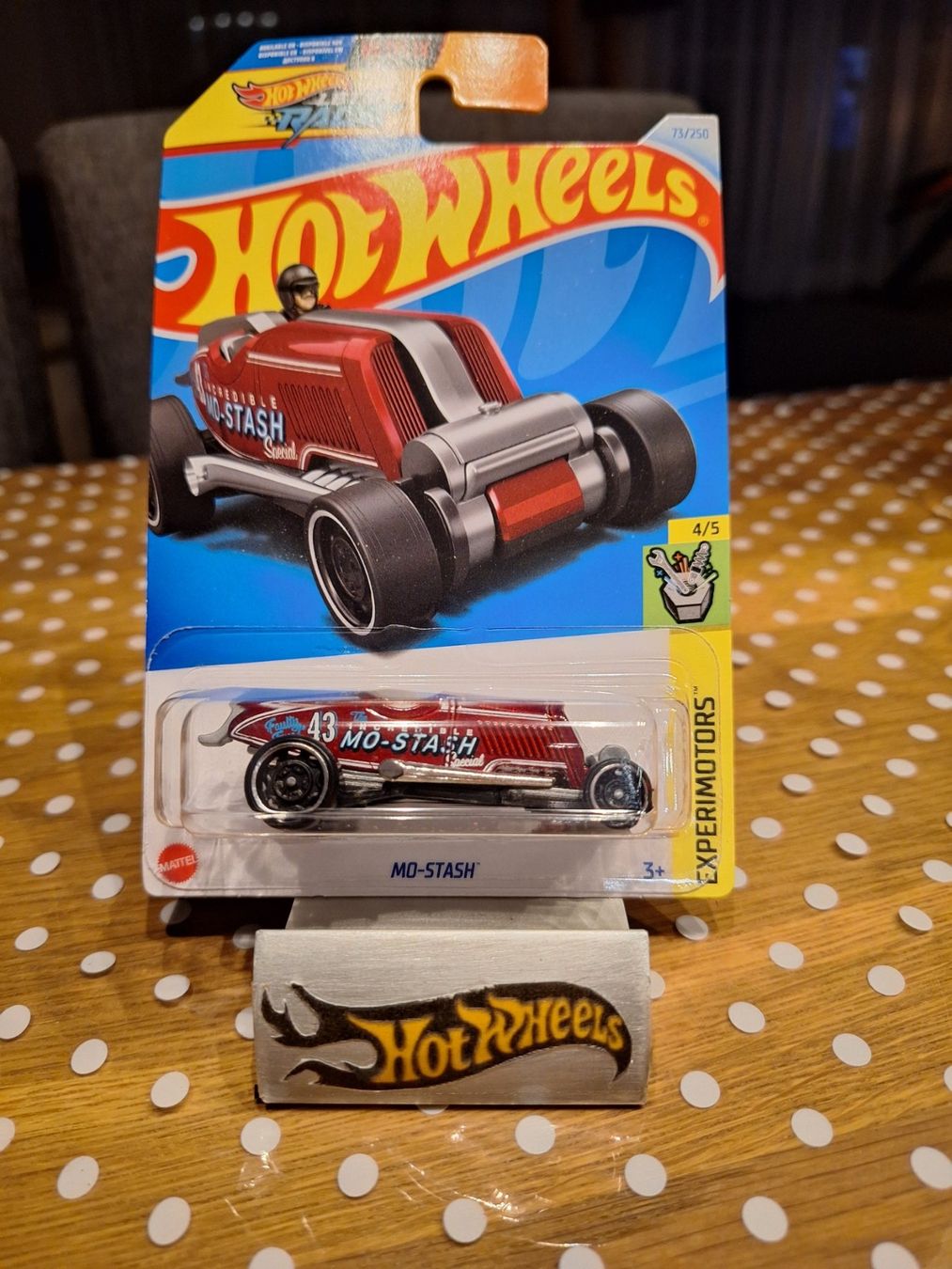 Hot Wheels Experimotors 2024 Mo-Stash 4/5 L