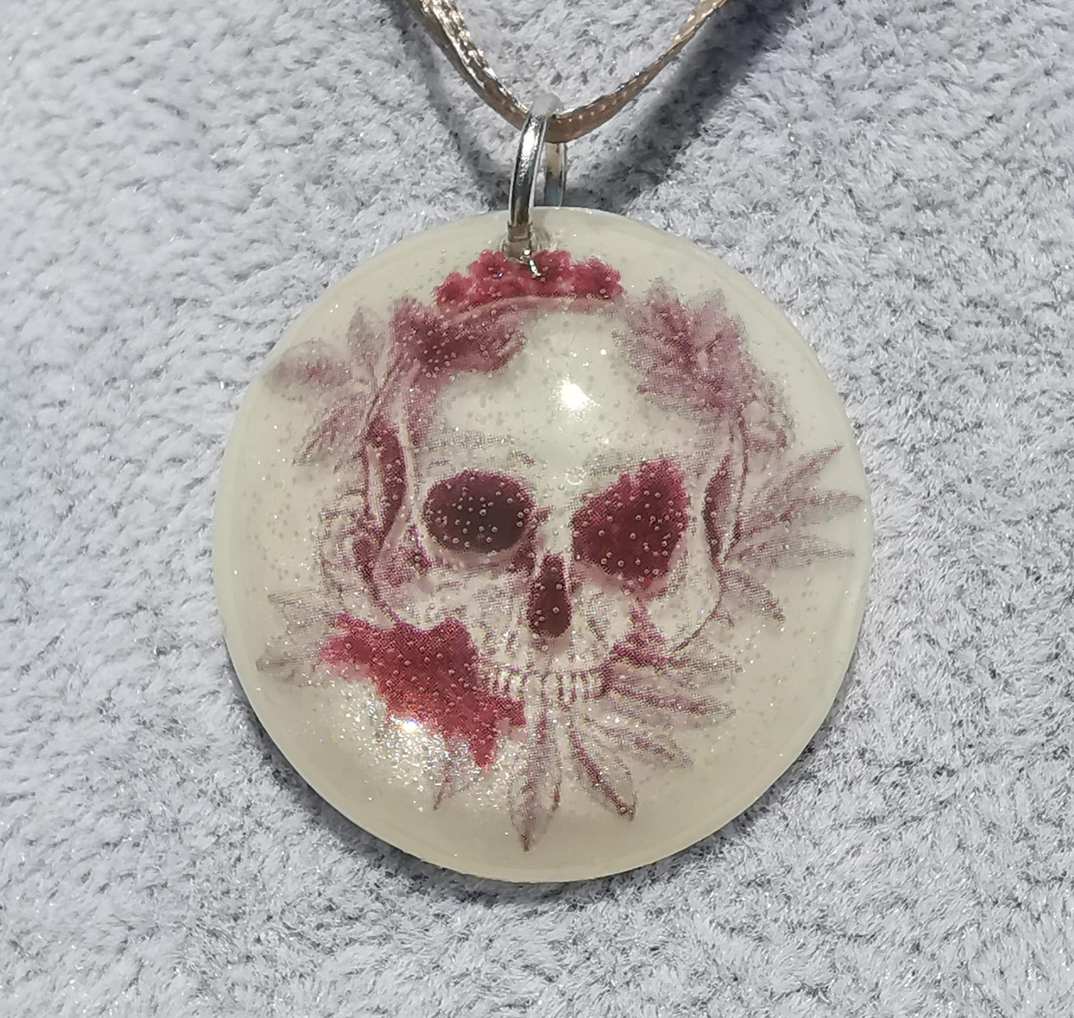 3820 - Purple White Skull Cabochon