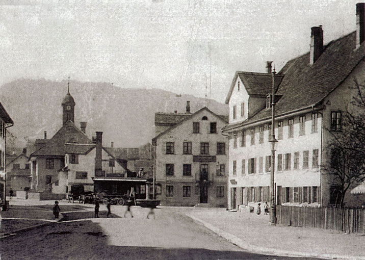 Auf der Birmensdorferstrasse mit Blickrichtung Kirche Bühl. Vor 1908