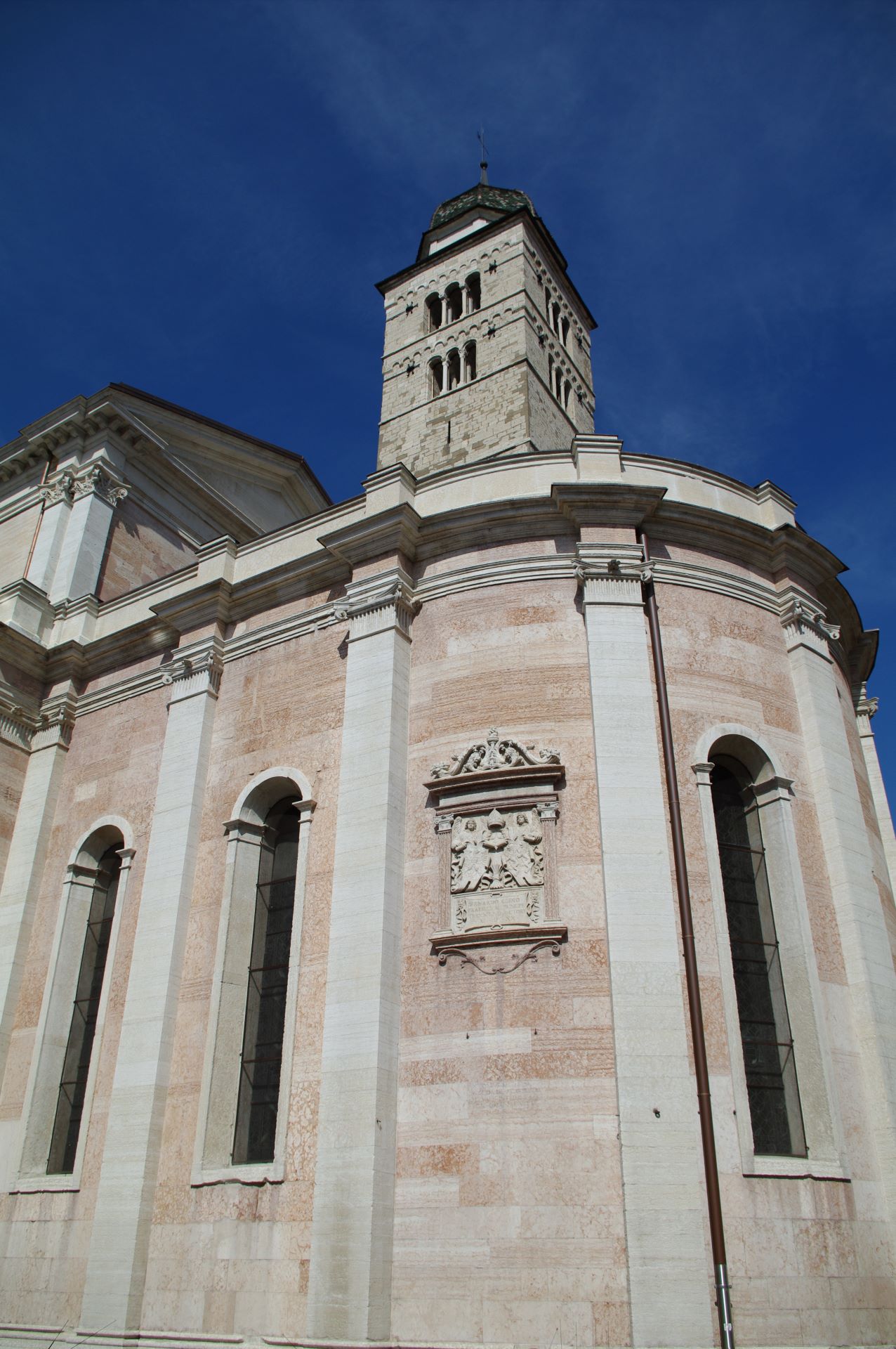 Wir stehen direkt vor der Basilica