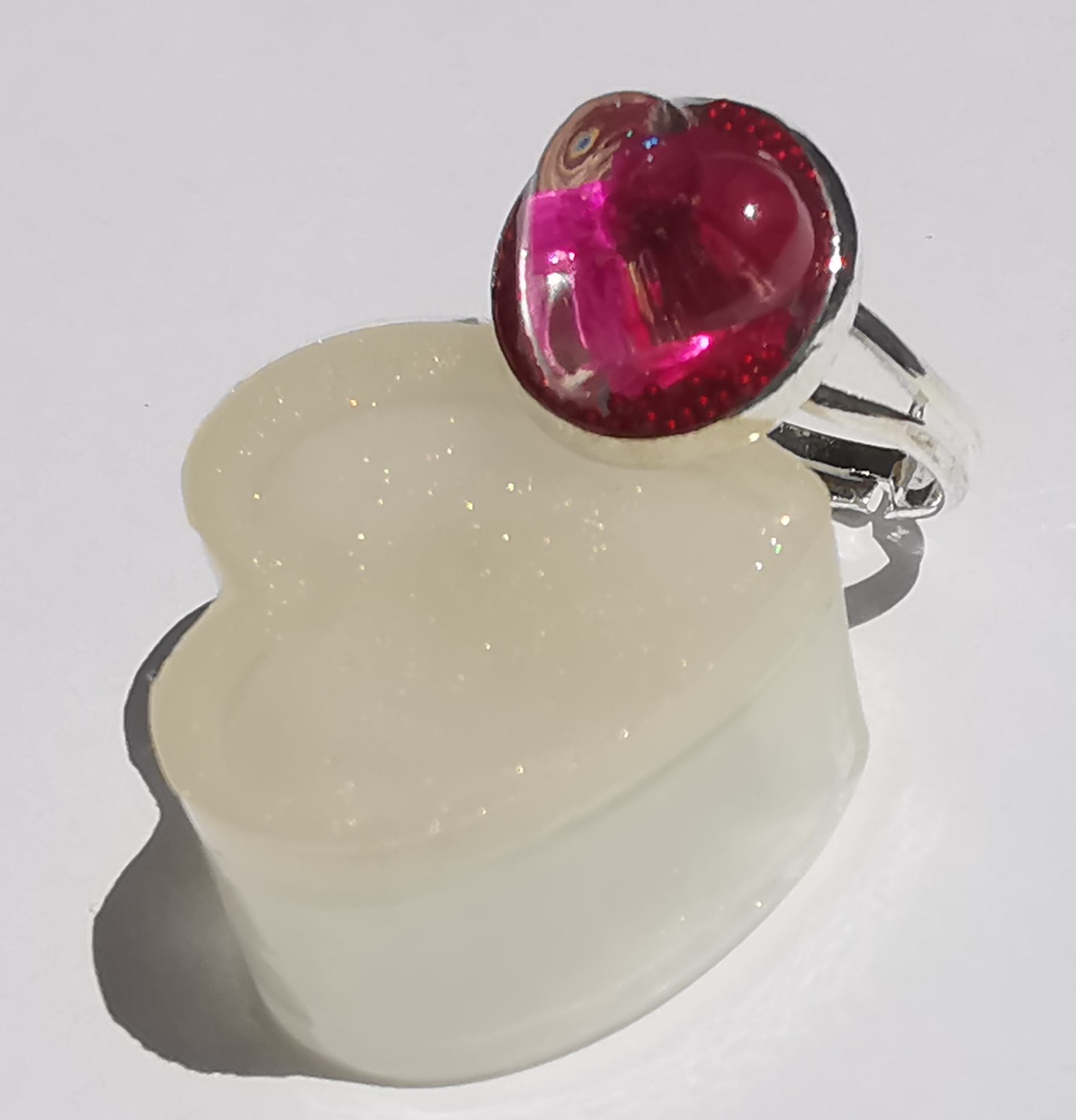 6030 - Red Heart Flower Ring