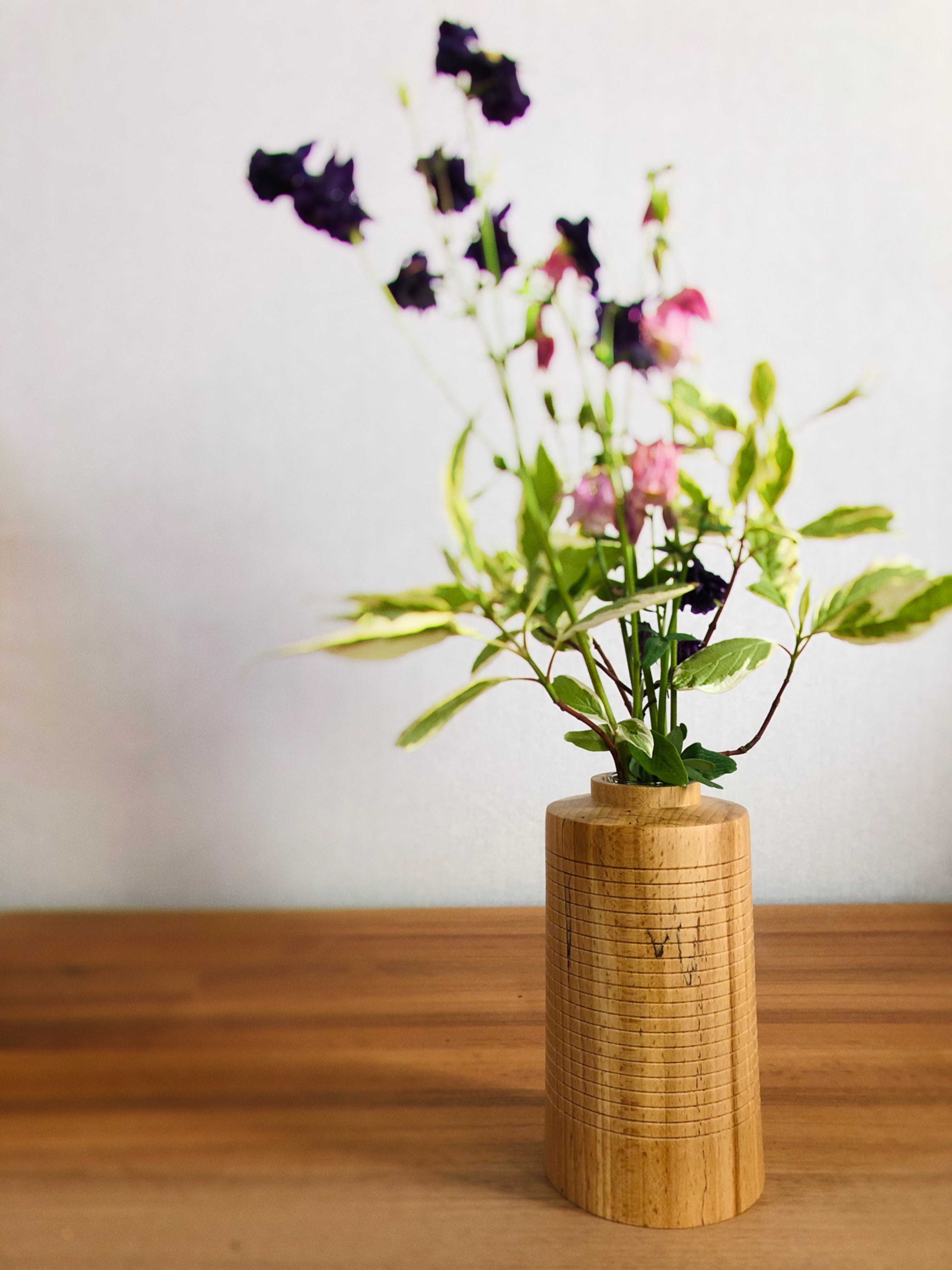 Vase aus Buchenholz
