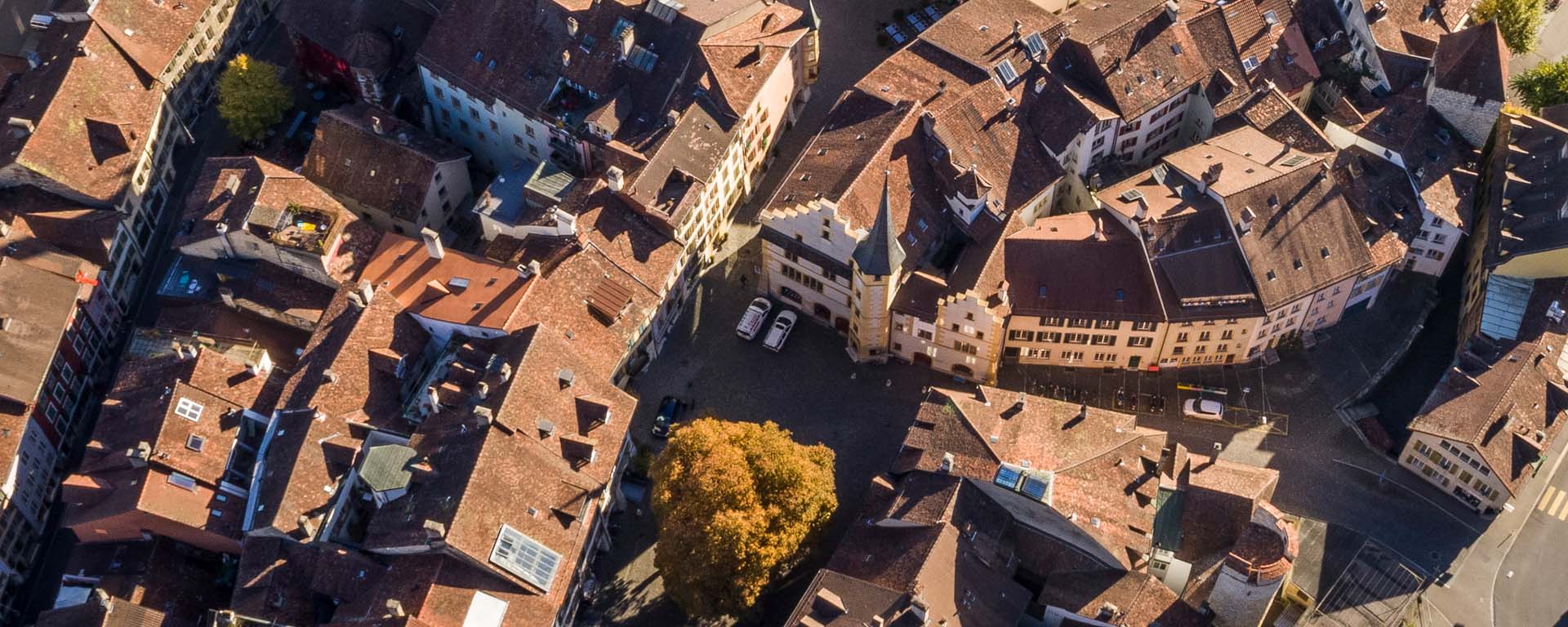 Drohnenaufnahme der Bieler Altstadt - vieille ville de Bienne