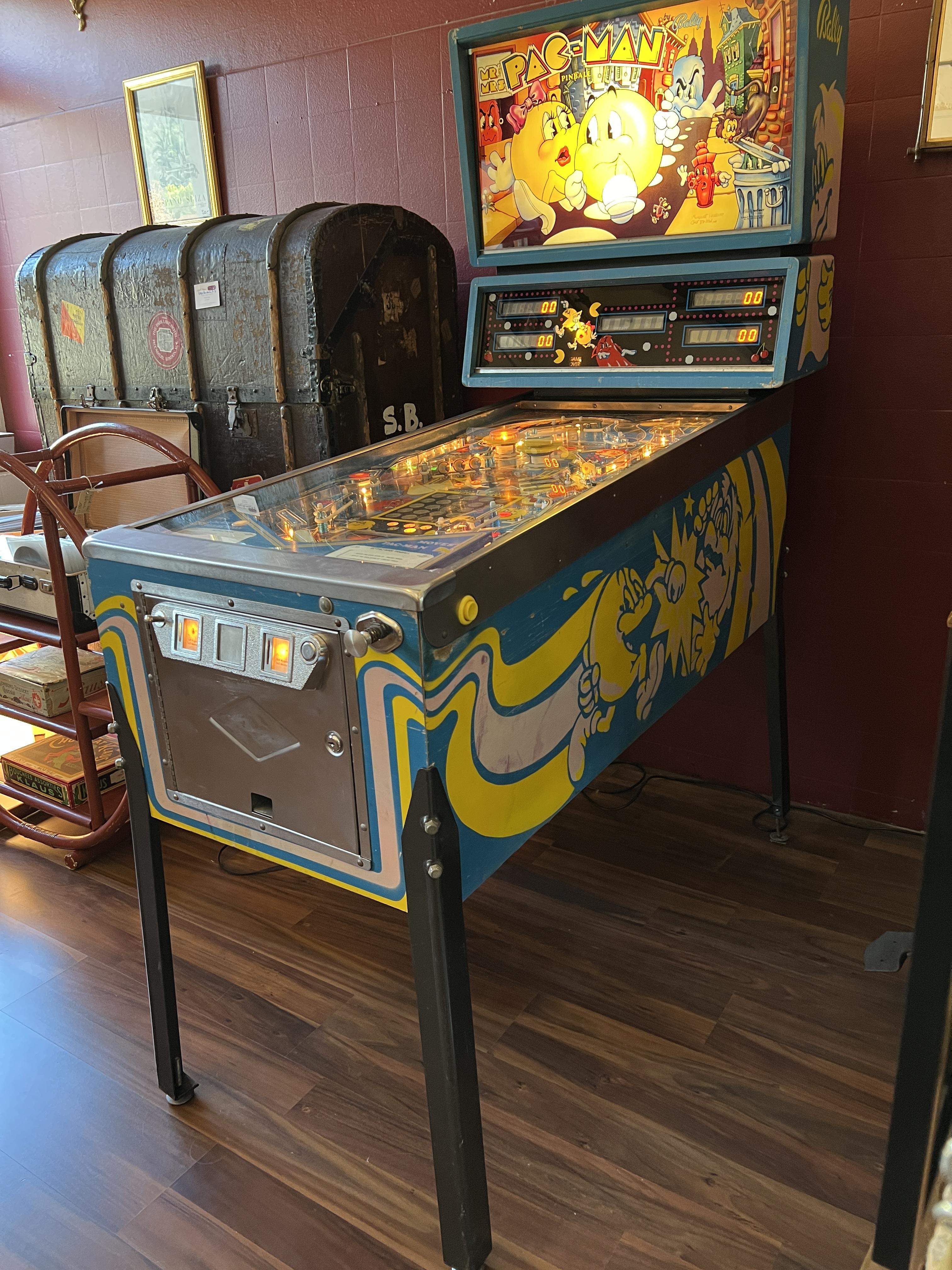 Flipperkasten Pac Man 1982 restauriert