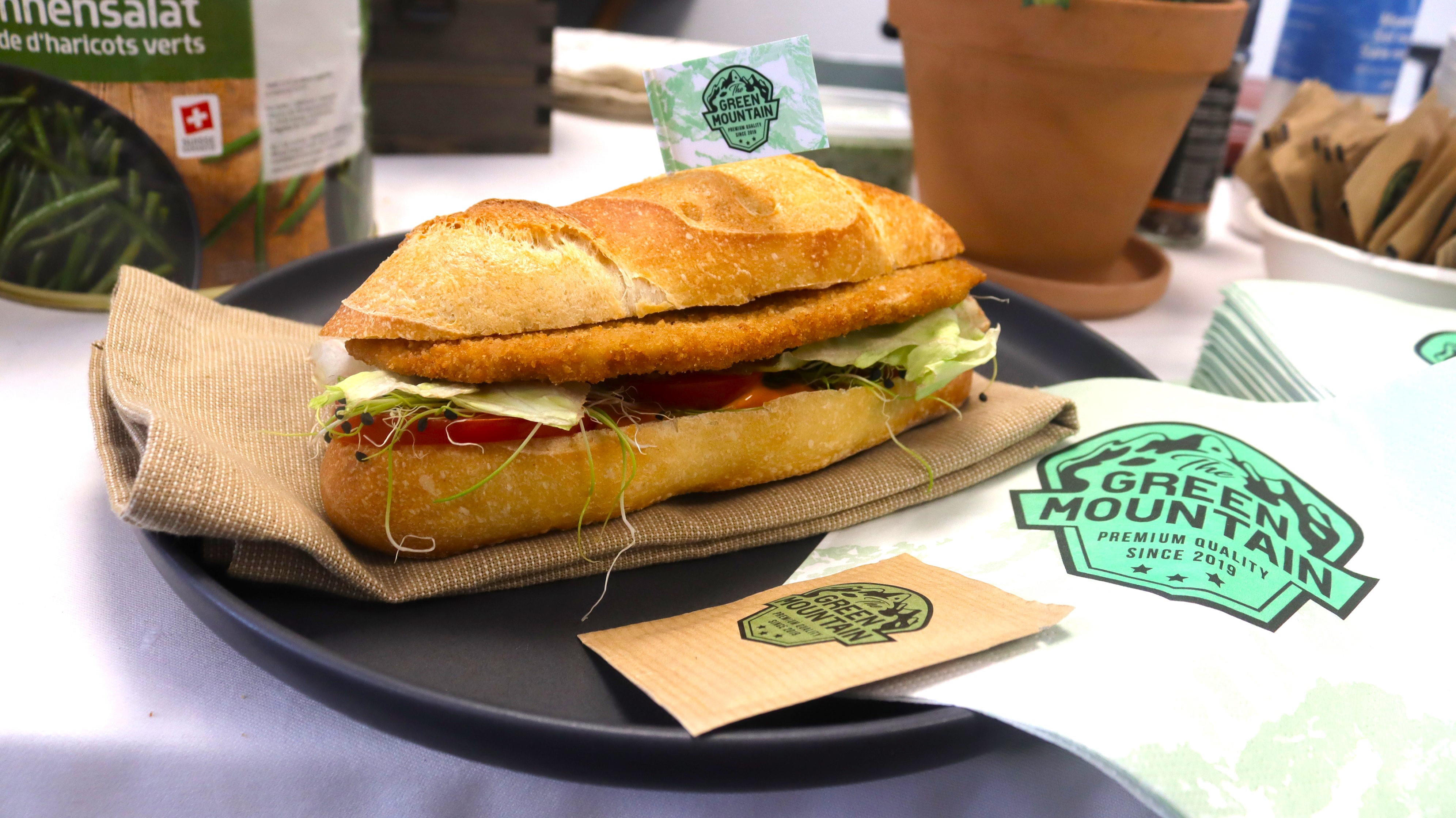 Hmm, so fein, das leckere vegane Green Mountain -Sandwich