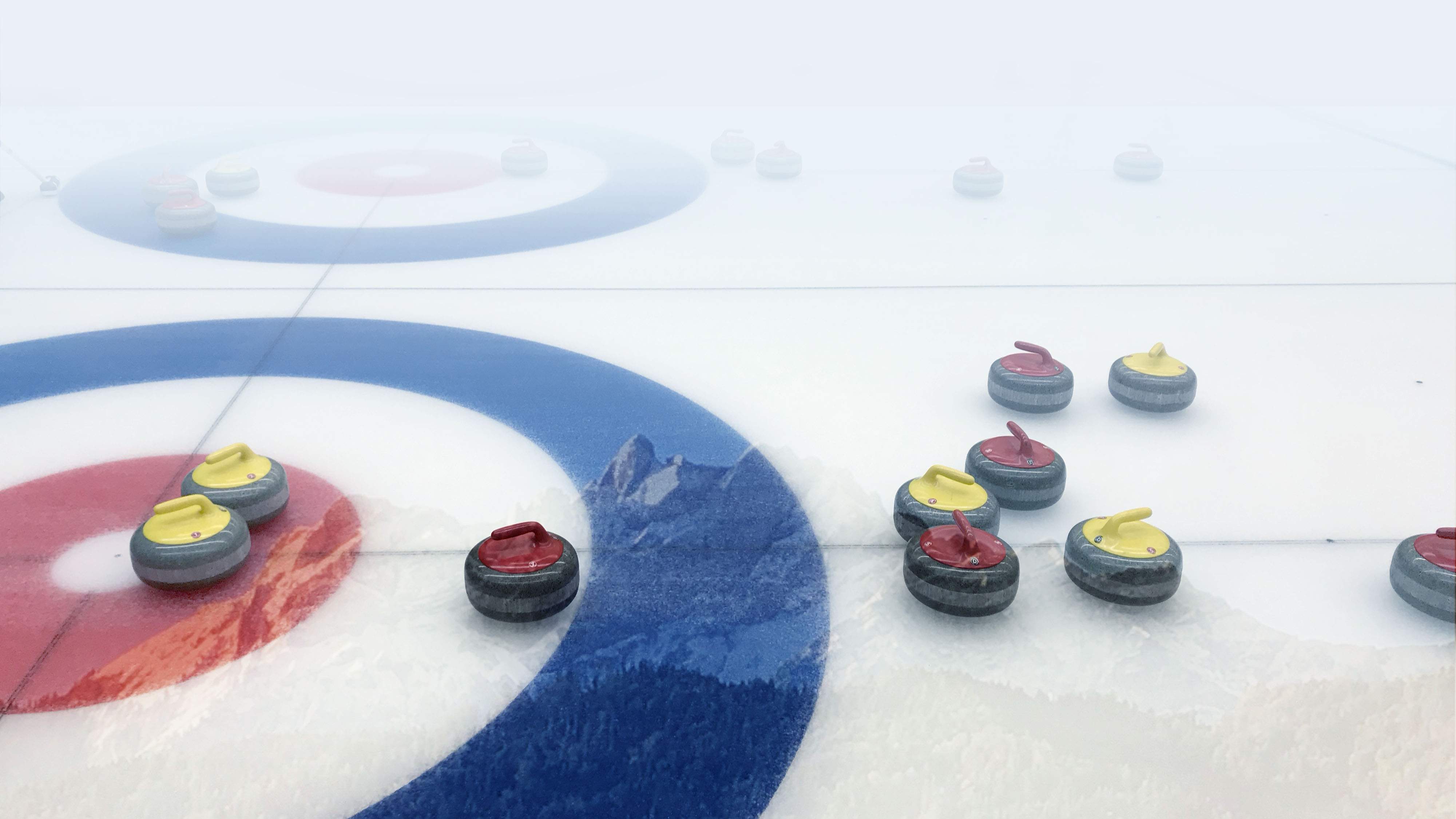 Willkommen in der Curlinghalle Luzern