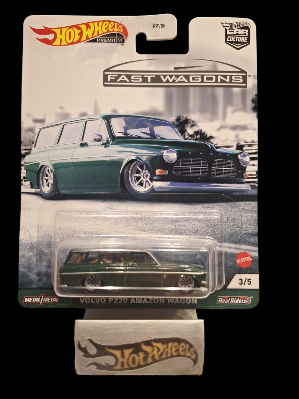 Hot Wheels Premium Fast Wagons 2021 Volvo P220 Amazon Wagon