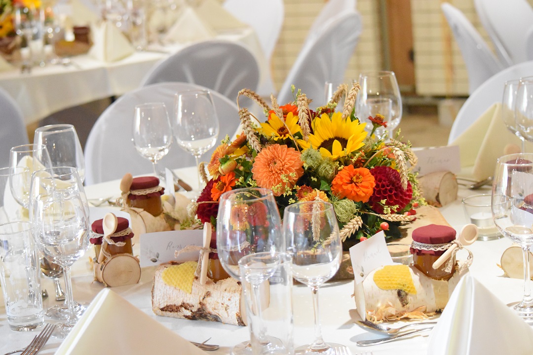Hochzeit, Herbstblumen, Tischdekoration, Gossau, Ostschweiz, Eventblumen, Heiraten,