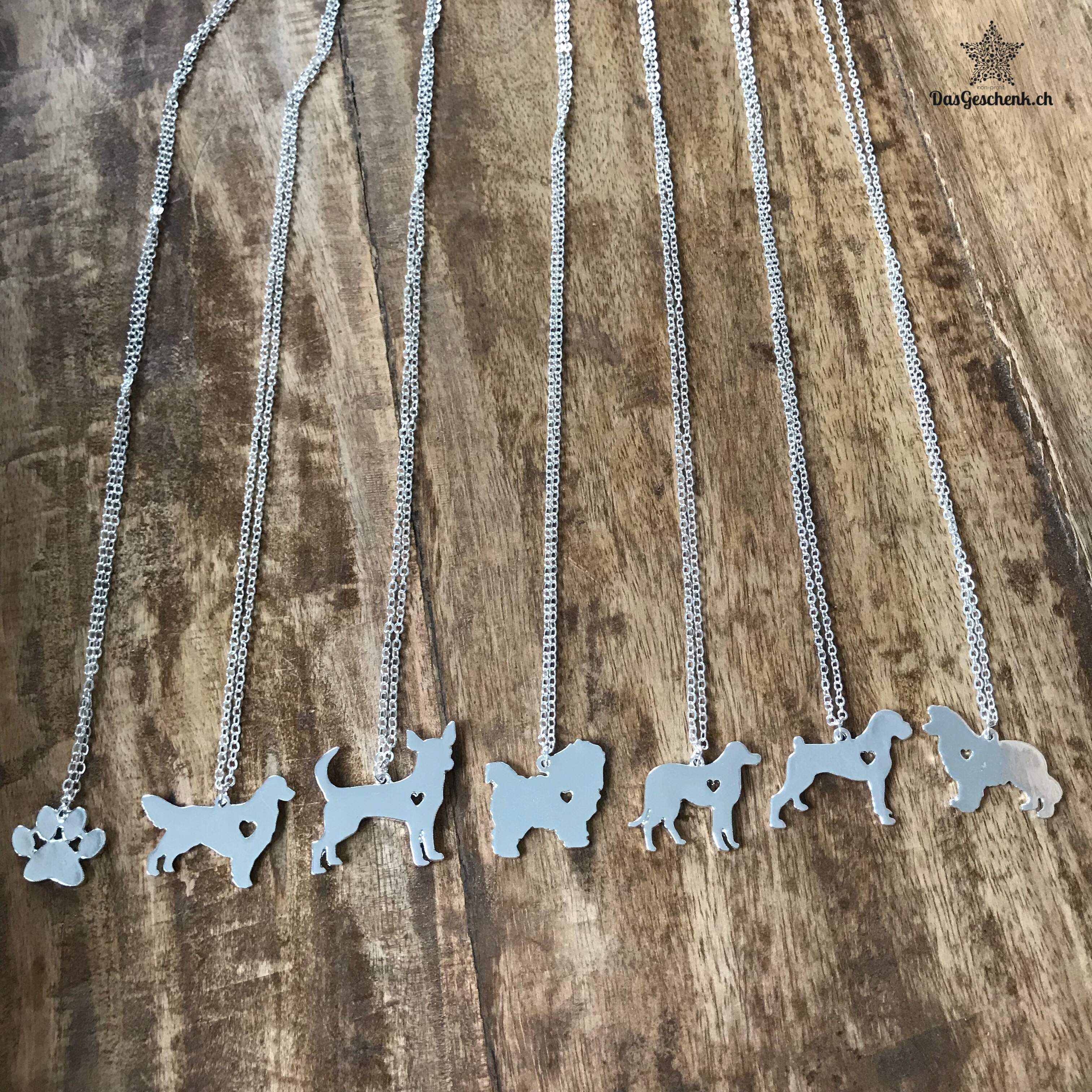 Halskette mit Hundeanhänger in verschiedenen Rassen erhältlich