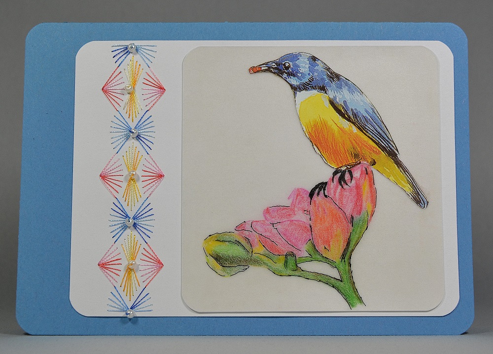 Vogelkarte mit Stickereien