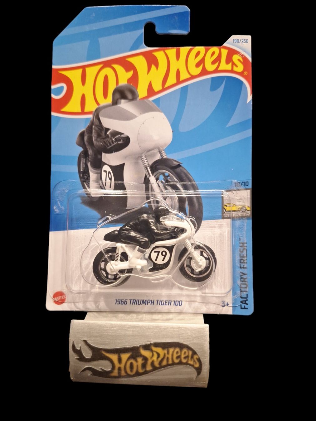 Hot Wheels Factory Fresh 2024 1966 Triumph Tiger 100 10/10 L