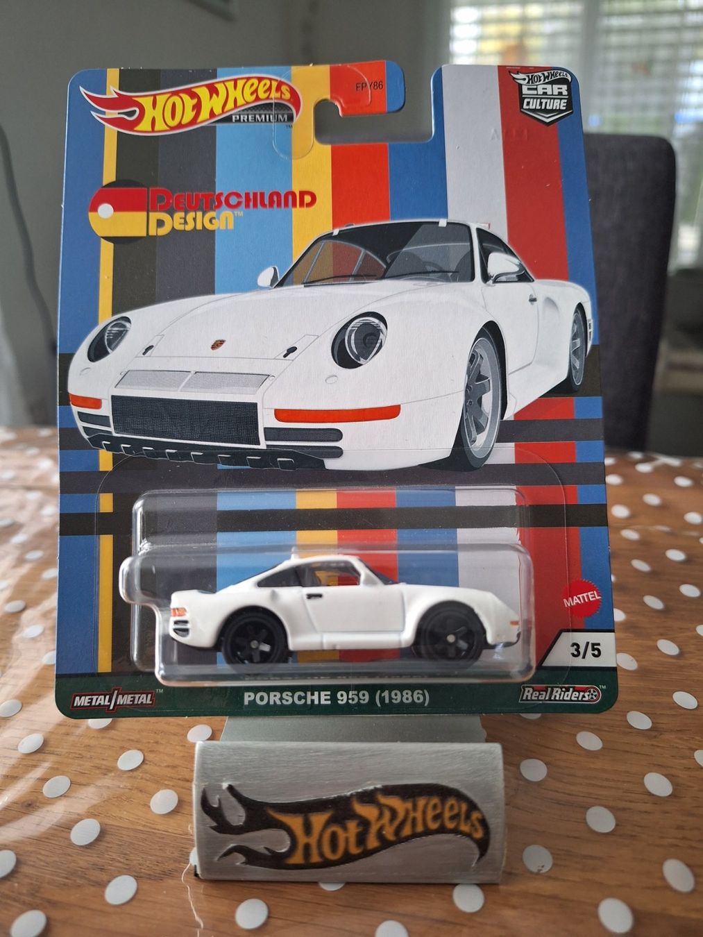 HW Premium Deutschland Design 2021 Porsche 959 (1986) 3/5