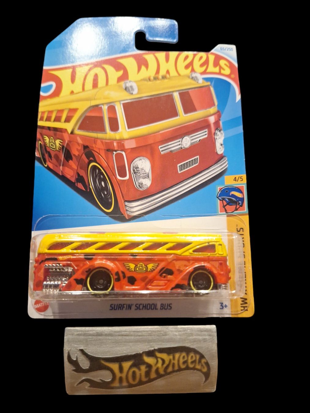 Hot Wheels HW Xtreme Sports 2024 Surfin School Bus 4/5 L