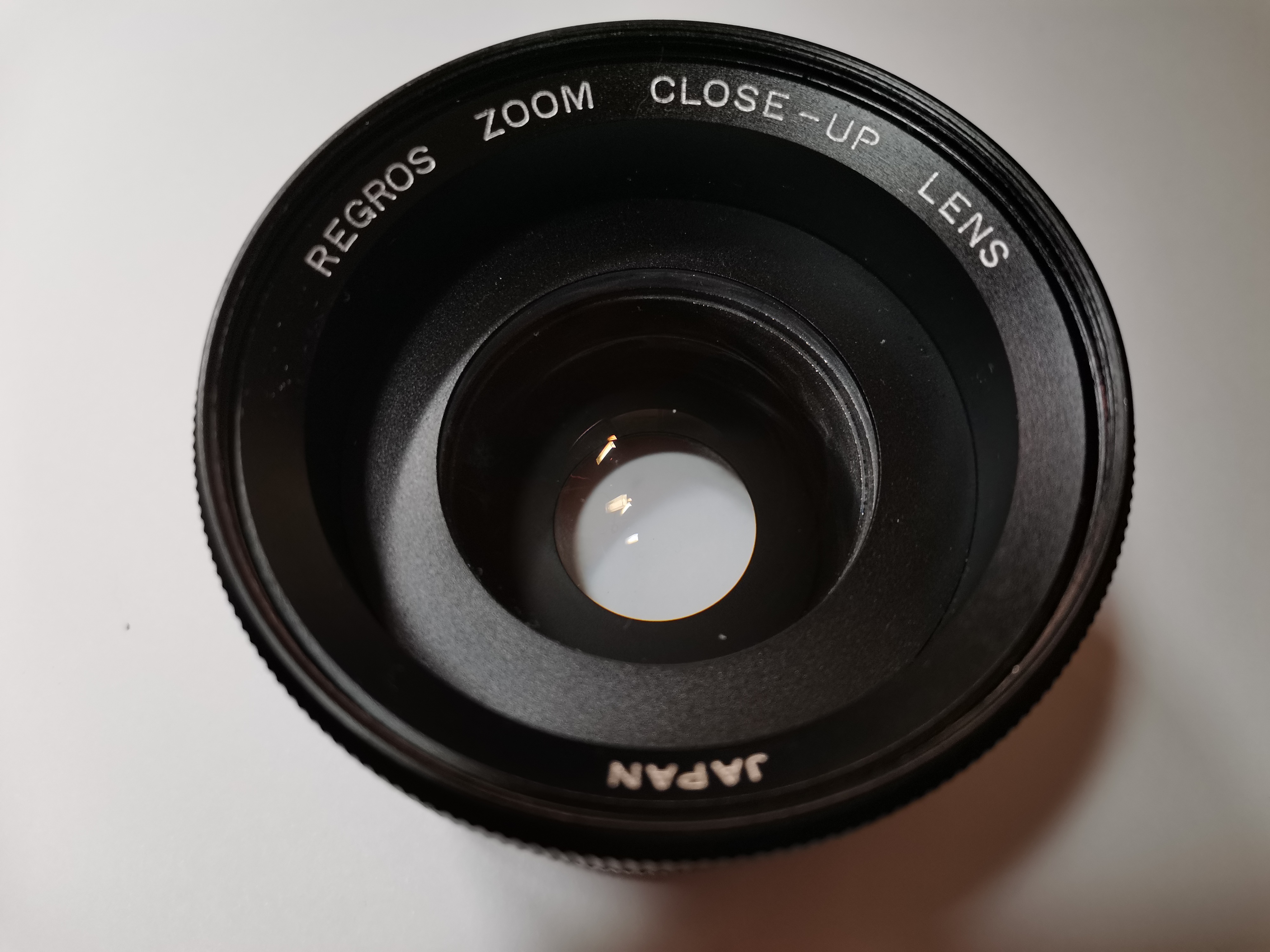 REGROS  ZOOM  CLOSE-UP  LENS