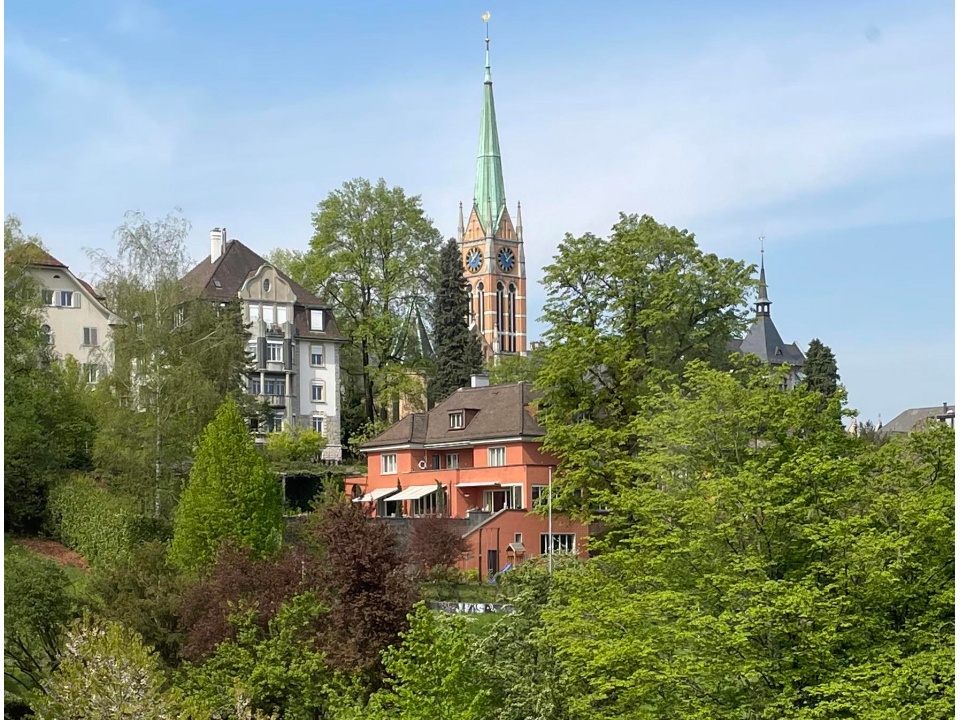Dubshaus und Kirche Bühl