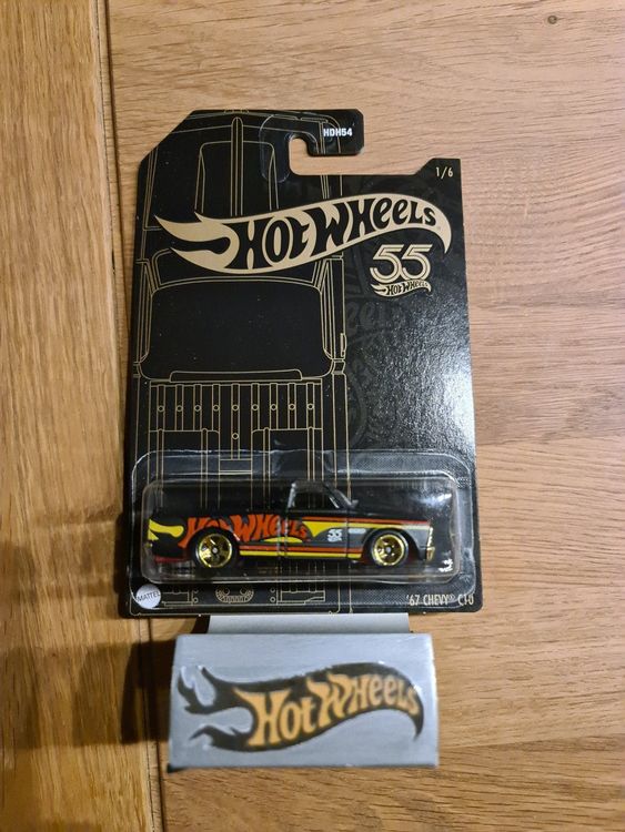 HW 55th Anniversary Black & Yellow Series 2023 67 Chevy C10 1/6