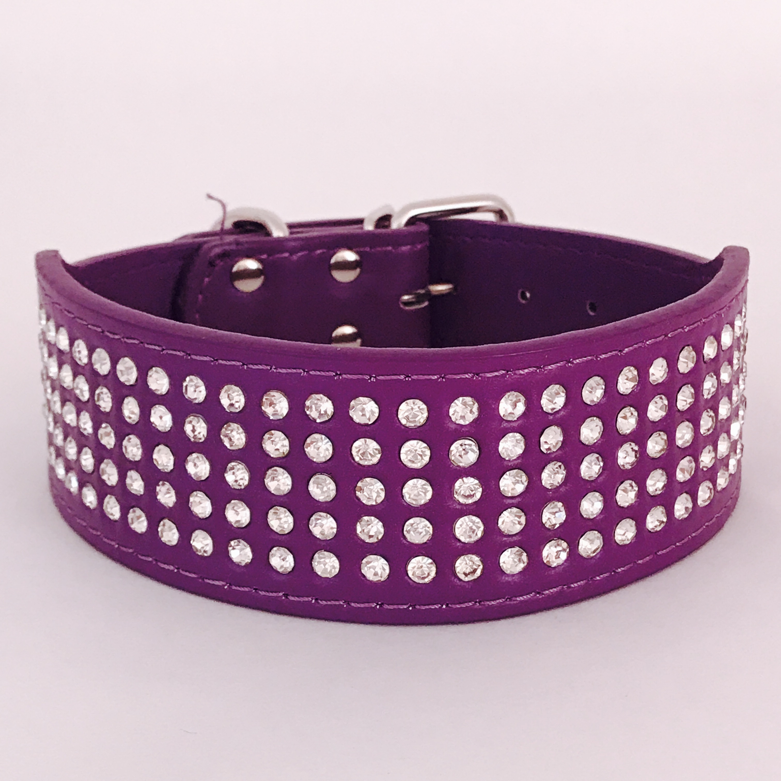 Hundehalsband (Kunstleder) mit BlingBling in violett (8 Farben und 4 Grössen erhältlich)