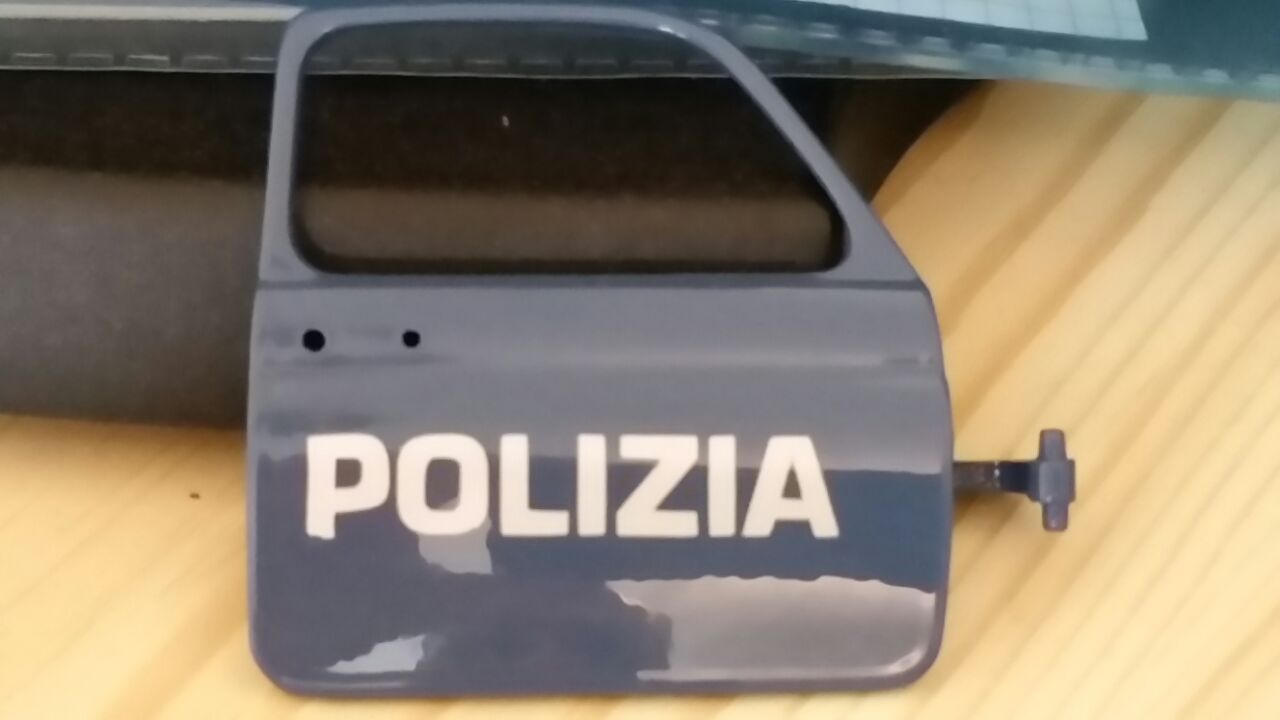 Modell Fiat 500 Polizia