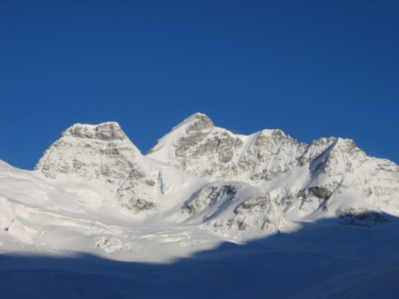 Eiger Mönch Jungfrau mit Bergführer eigeruide.ch